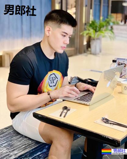 泰国阳光勐男好性感!红色内裤激发内心深层慾望:Seth Patrick - 51虹马 泰国阳光勐男好性感!红色内裤激发内心深层慾望:Seth Patrick - 51虹马