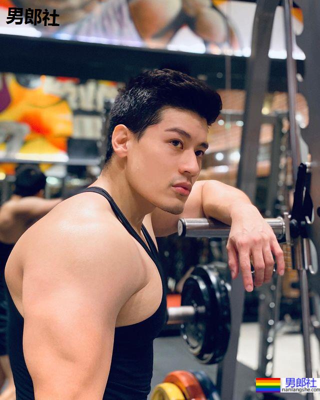 泰国阳光勐男好性感!红色内裤激发内心深层慾望:Seth Patrick - 51虹马 泰国阳光勐男好性感!红色内裤激发内心深层慾望:Seth Patrick - 51虹马