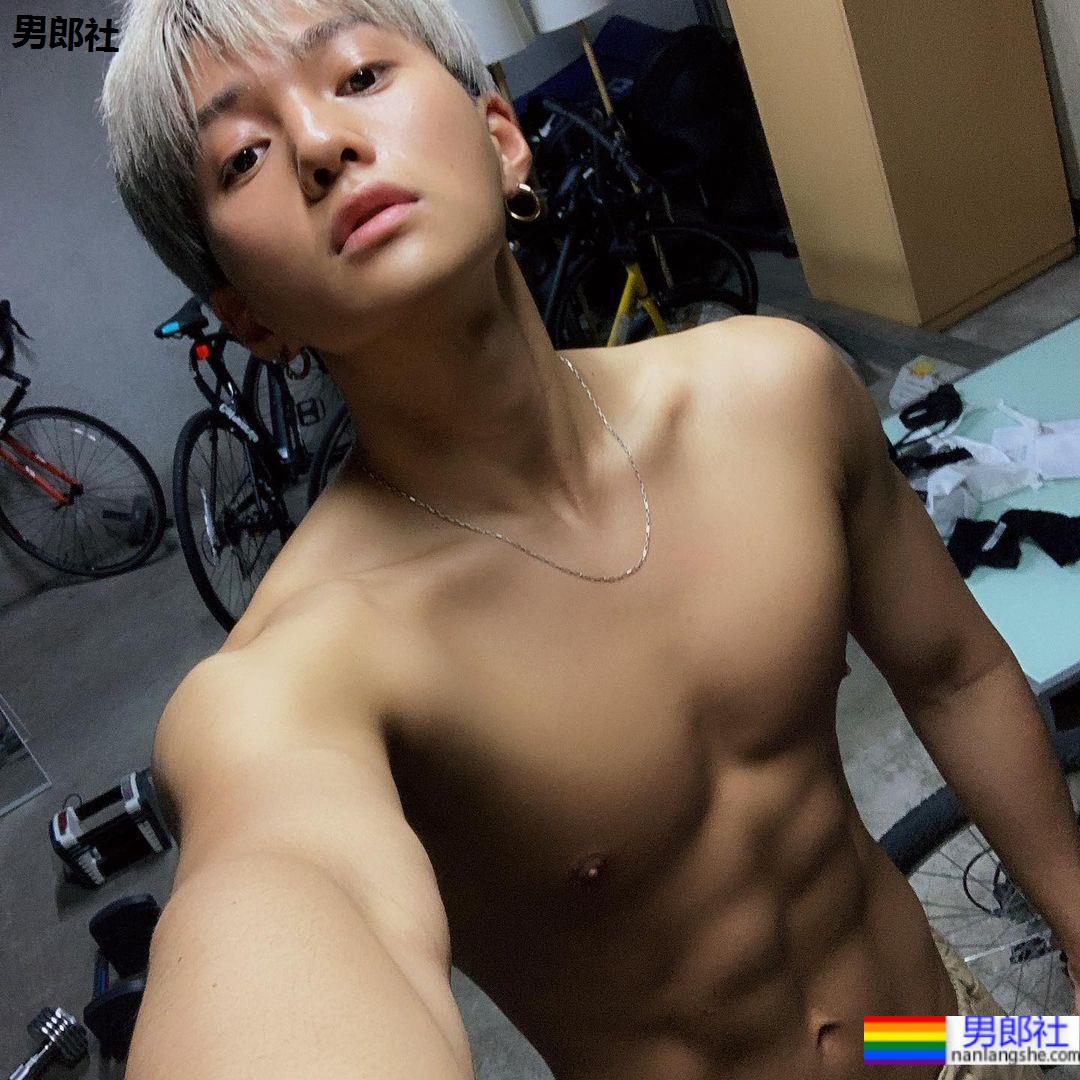 日团主唱八木勇征主演BL《美丽的他》 童颜底下藏惊人巨肌身材 - 51虹马 日团主唱八木勇征主演BL《美丽的他》 童颜底下藏惊人巨肌身材 - 51虹马