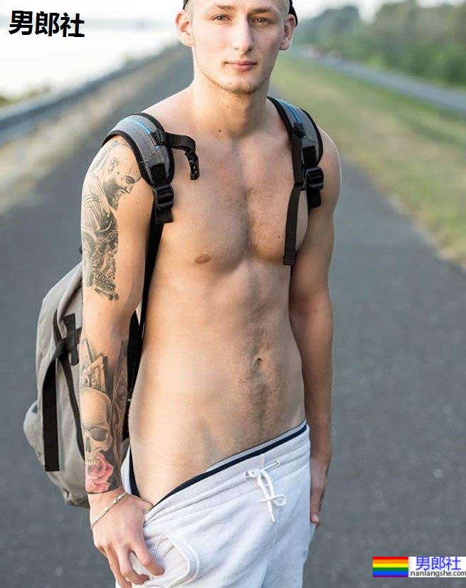 斯洛伐克鲜肉大赏 摄影师 Phil Dlab：「信不信由你，我能靠裸男摄影为生。」 - 51虹马