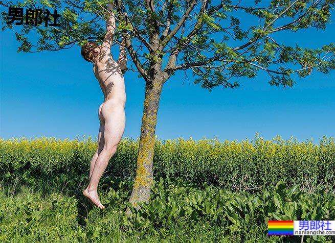 斯洛伐克鲜肉大赏 摄影师 Phil Dlab：「信不信由你，我能靠裸男摄影为生。」 - 51虹马