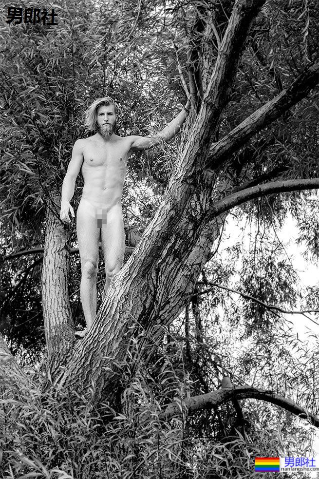 斯洛伐克鲜肉大赏 摄影师 Phil Dlab：「信不信由你，我能靠裸男摄影为生。」 - 51虹马