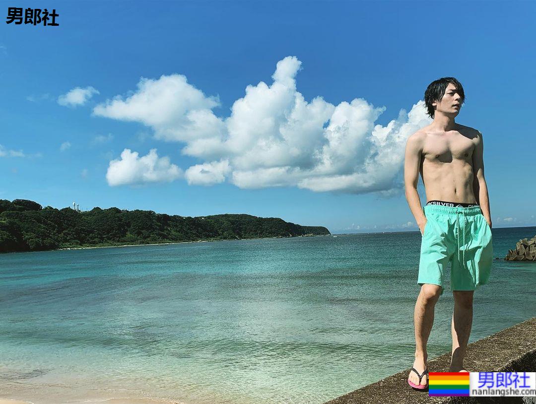 全世界都变同性恋！犬饲贵丈扮「路人」 主演漫改耽美《绝对BL》 - 51虹马