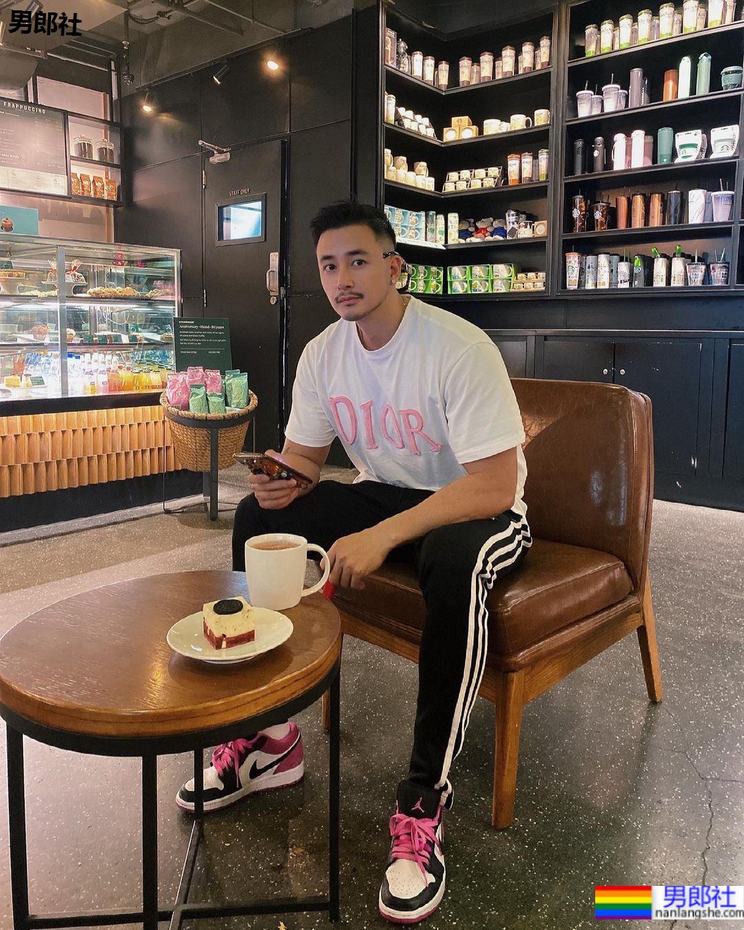 男友力爆棚的宽肩厚胸！越南王阳明：Zind Lee - 51虹马