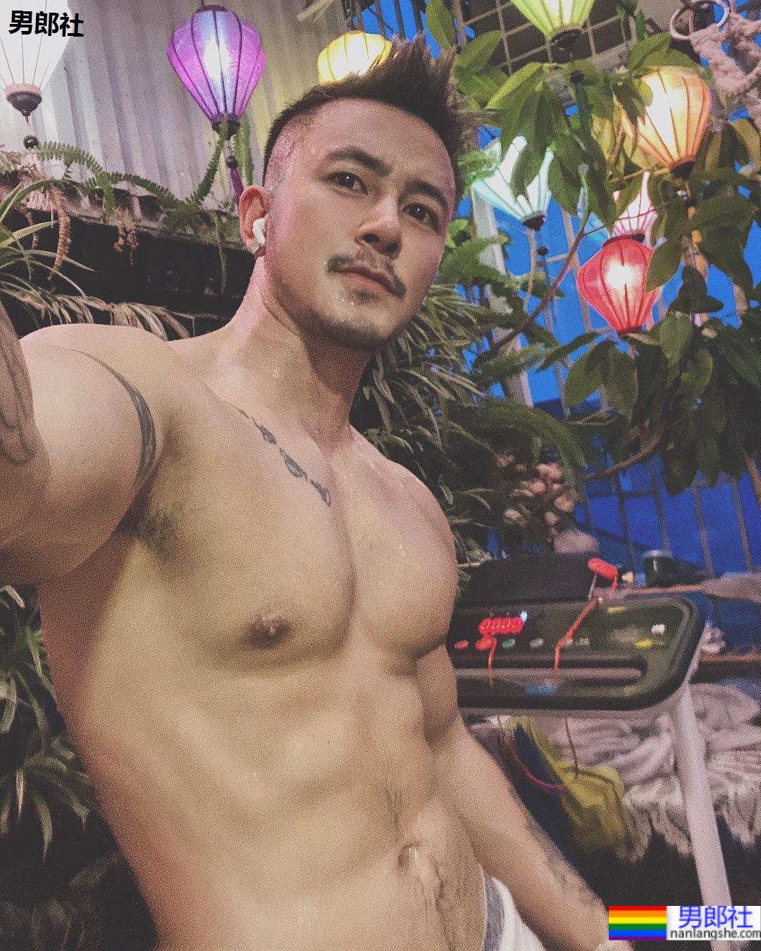 男友力爆棚的宽肩厚胸！越南王阳明：Zind Lee - 51虹马