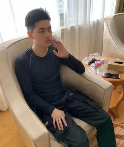 关于推特帅哥大妈事件的思考 - 51虹马 关于推特帅哥大妈事件的思考 - 51虹马