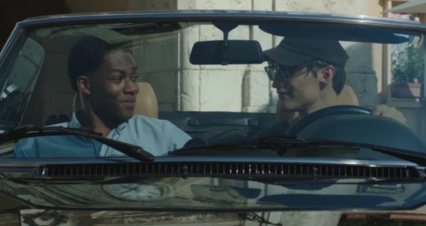 《在罗马》:声东击西出柜法? - 51虹马 《在罗马》:声东击西出柜法? - 51虹马