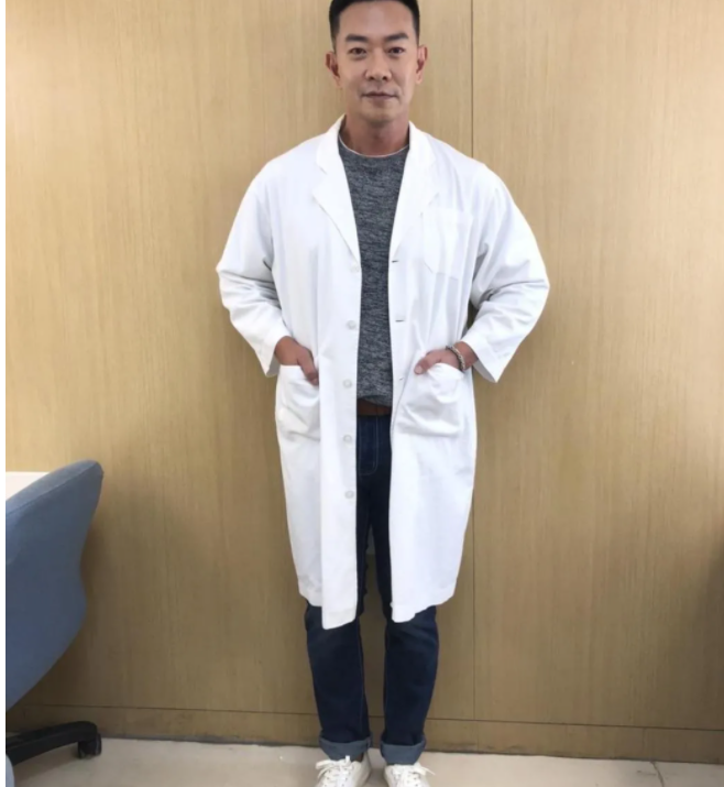 男明星被迫出柜后，从熊变成猴 - 51虹马