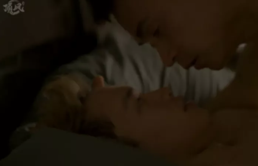 《再爱一次》讲述大叔和鲜肉，相差24岁的一对夫夫情侣同居后的故事 - 51虹马