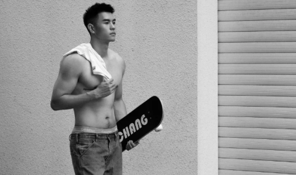 真烦，总有人问我约不约，还要和我互看那玩意儿-51虹马