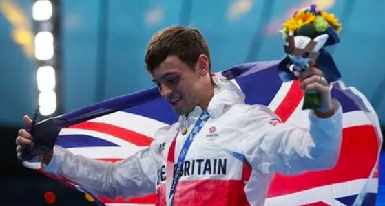 戴利再出自传回忆出柜往事，曾因害怕被打不敢前往俄罗斯参赛 - 51虹马