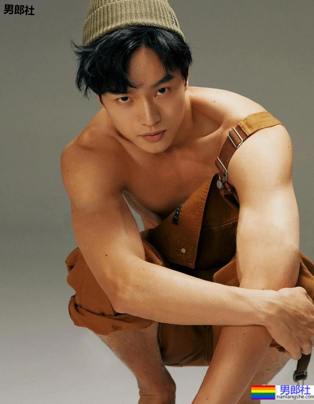 寸头腹肌小狼狗演双男cp剧走红,风度为他拍的荷尔蒙大片也A到爆! - 51虹马 寸头腹肌小狼狗演双男cp剧走红,风度为他拍的荷尔蒙大片也A到爆! - 51虹马