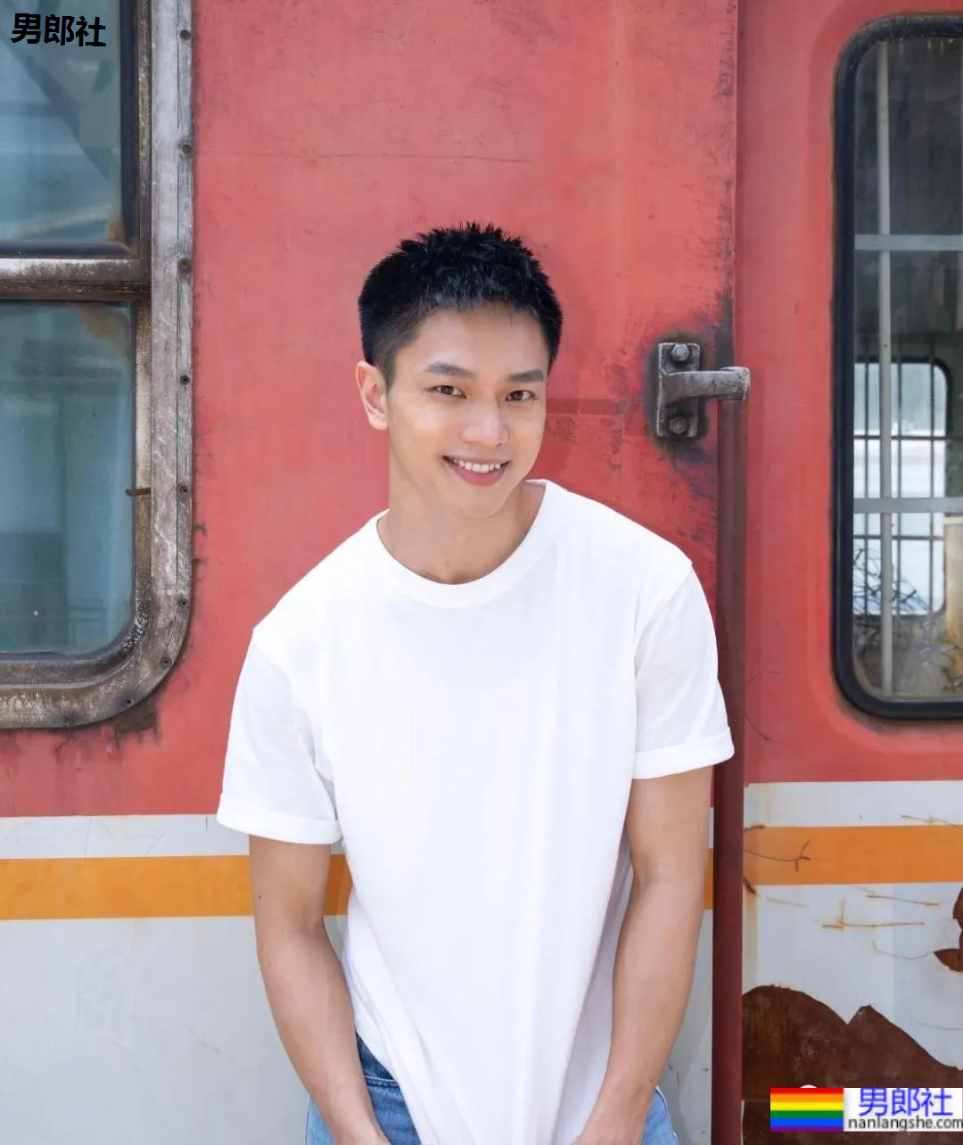 寸头腹肌小狼狗演双男cp剧走红,风度为他拍的荷尔蒙大片也A到爆! - 51虹马 寸头腹肌小狼狗演双男cp剧走红,风度为他拍的荷尔蒙大片也A到爆! - 51虹马