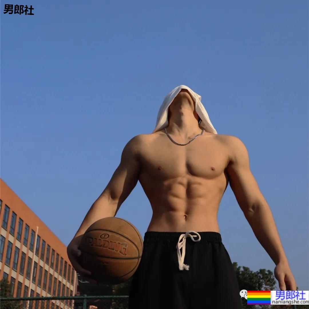 樊野19岁的迷弟,浙江的大学体育生,深受金主青睐 - 51虹马 樊野19岁的迷弟,浙江的大学体育生,深受金主青睐 - 51虹马