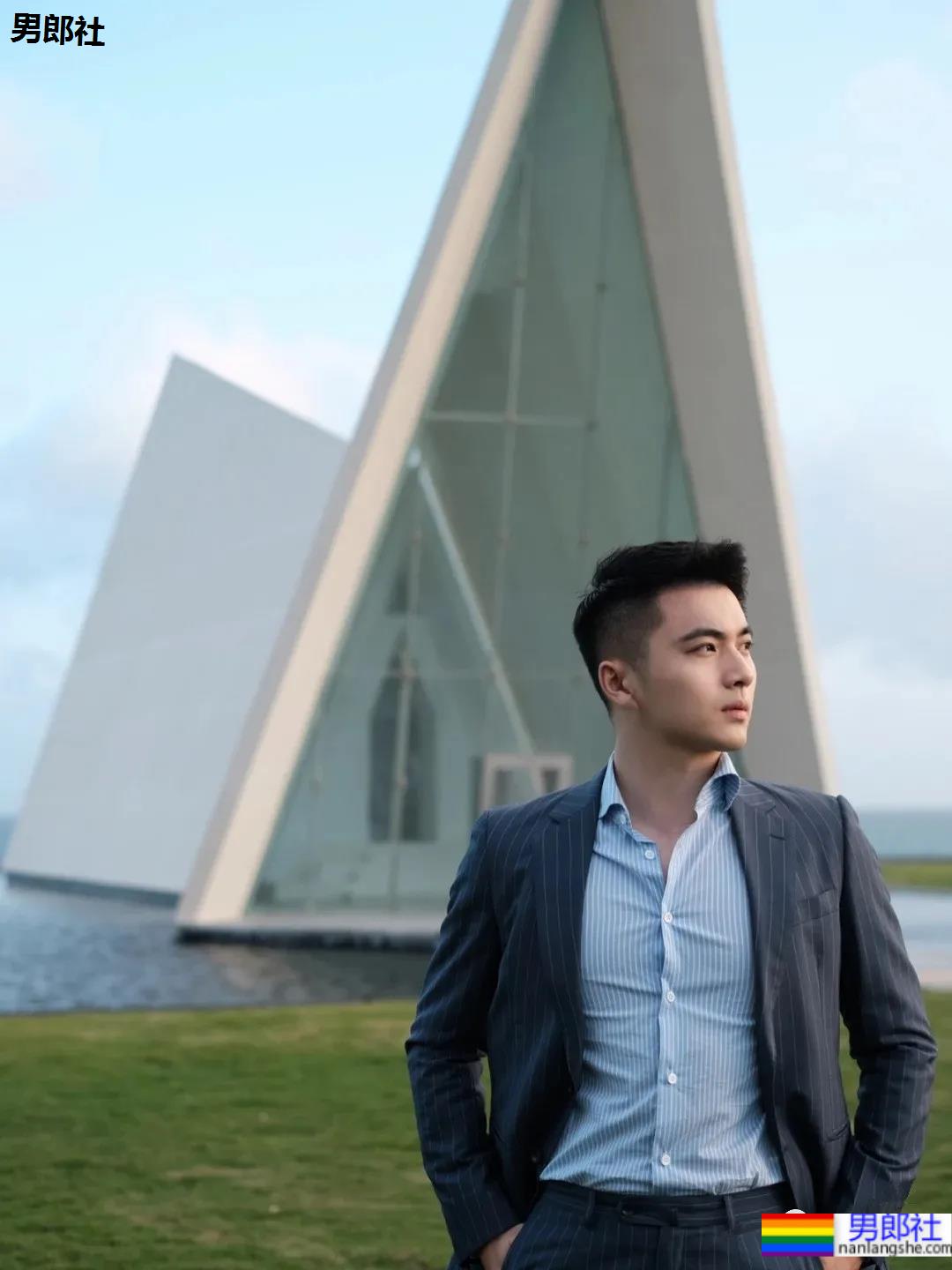 清爽干净的正装小哥，奶油味暖男你爱了吗？ - 51虹马