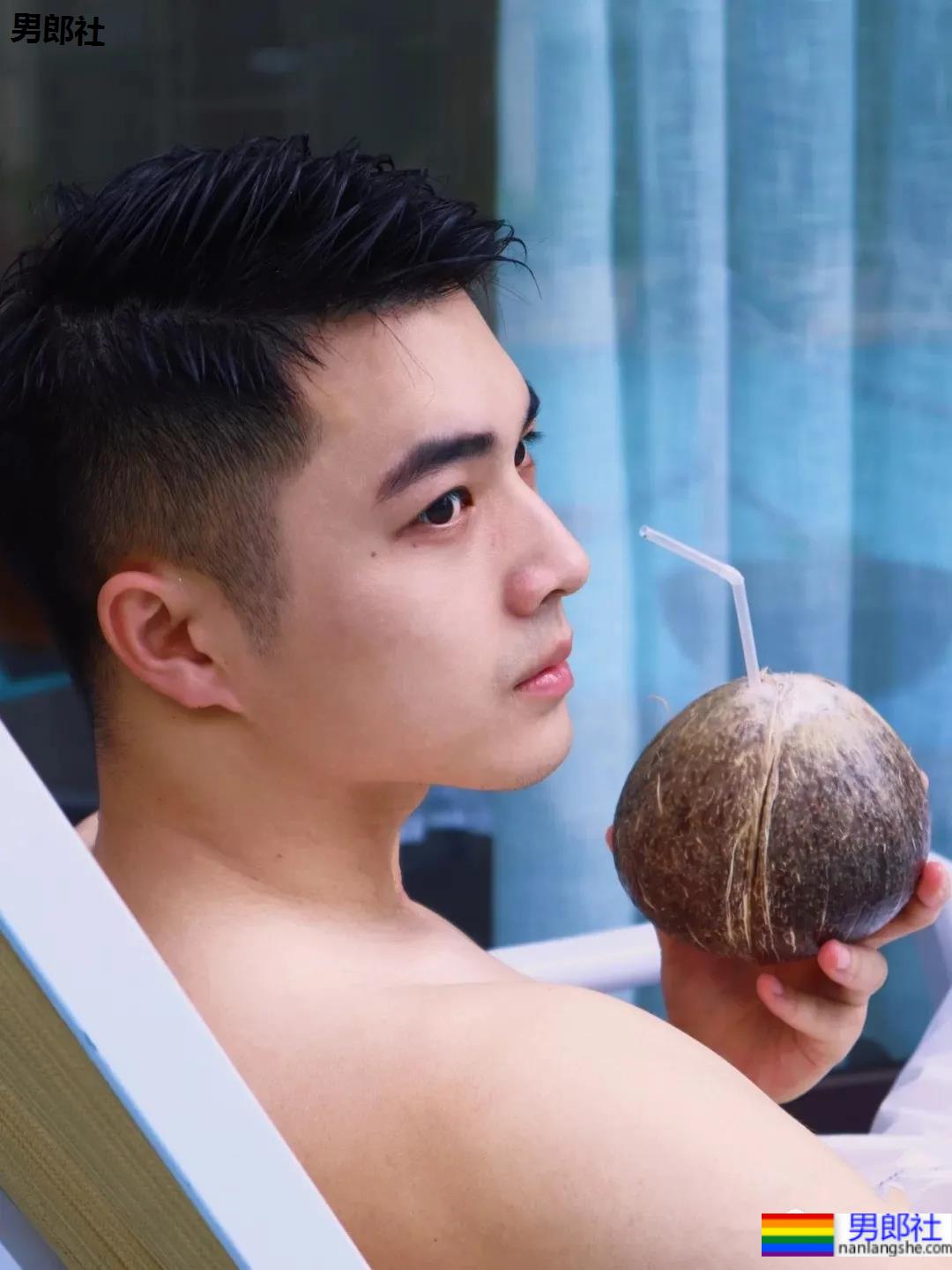 清爽干净的正装小哥，奶油味暖男你爱了吗？ - 51虹马