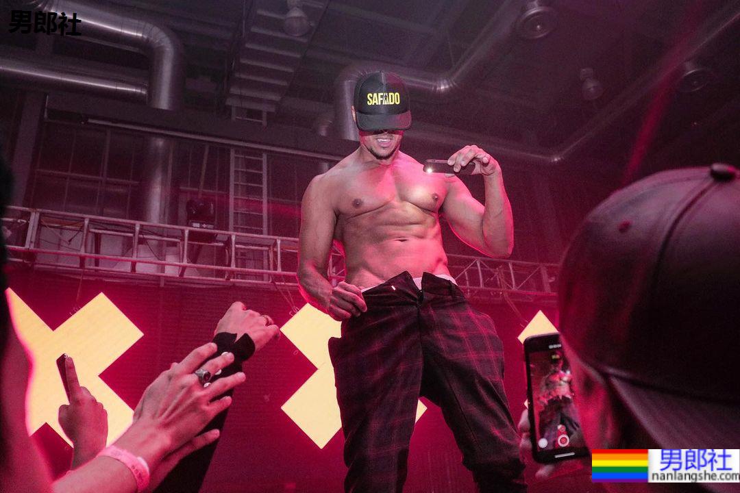 8 个月进帐百万美金！ 巴西G星的致富密码：「没在臭盖，我的屌简直是杰作。」 - 51虹马