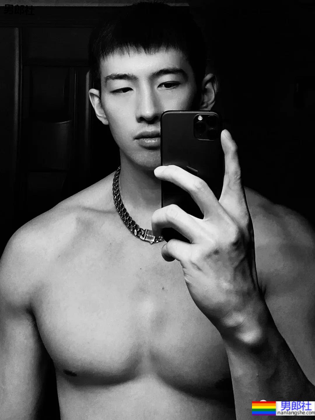 吉大林学196CM体育硕士,寸头肌肉小哥又壮又野! - 51虹马 吉大林学196CM体育硕士,寸头肌肉小哥又壮又野! - 51虹马