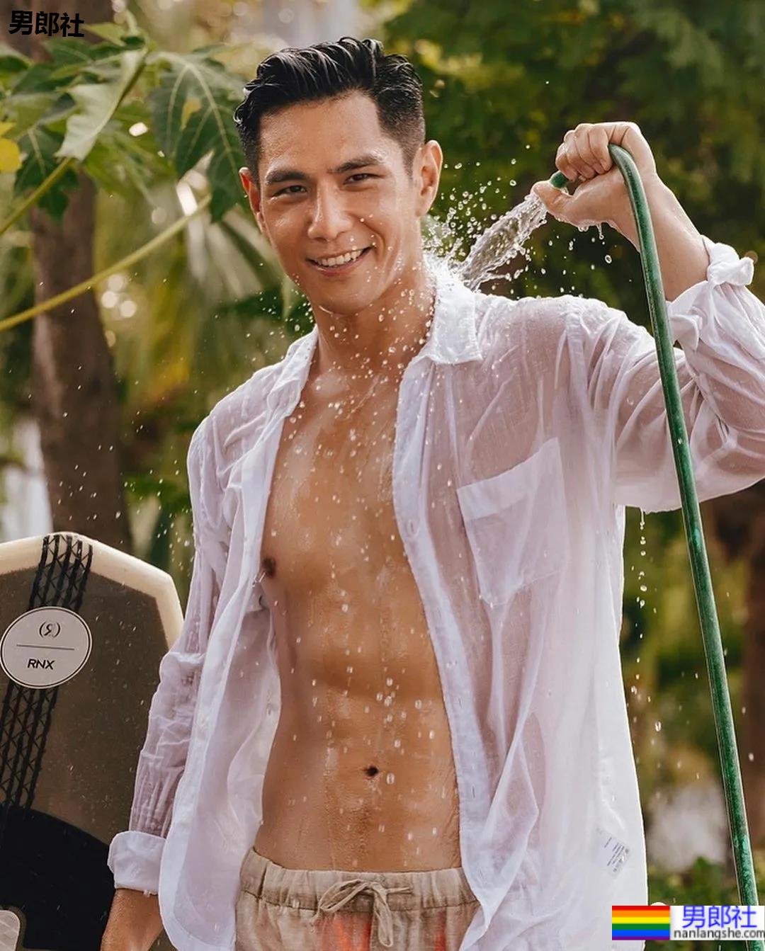 昔日天菜祖雄变这样了,家暴后人气暴跌,拍男体写真想翻红… - 51虹马 昔日天菜祖雄变这样了,家暴后人气暴跌,拍男体写真想翻红… - 51虹马