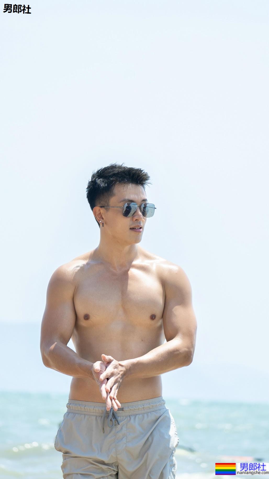 从泰国辣回台湾！ 筋开腰软的小狗眼帅哥：昱玮 Kevin - 51虹马