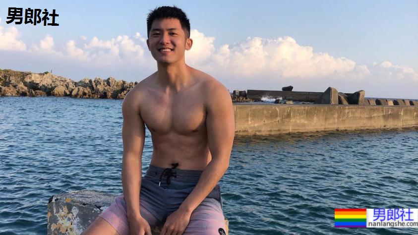 「双冠CP」再合作!林冠宇、黄冠智二度扮情侣 携手主演台语 BL《日光树影》 - 51虹马 「双冠CP」再合作!林冠宇、黄冠智二度扮情侣 携手主演台语 BL《日光树影》 - 51虹马