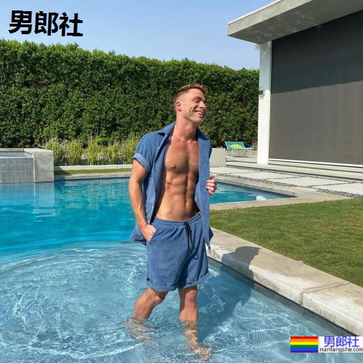 Colton Haynes 大爆好莱坞黑暗面！ 「想要机会？你得衣衫不整地送文件！」-51虹马