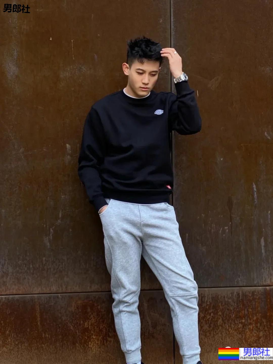 五官超帅的运动型大男孩，清爽体育生不信你不喜欢! - 51虹马