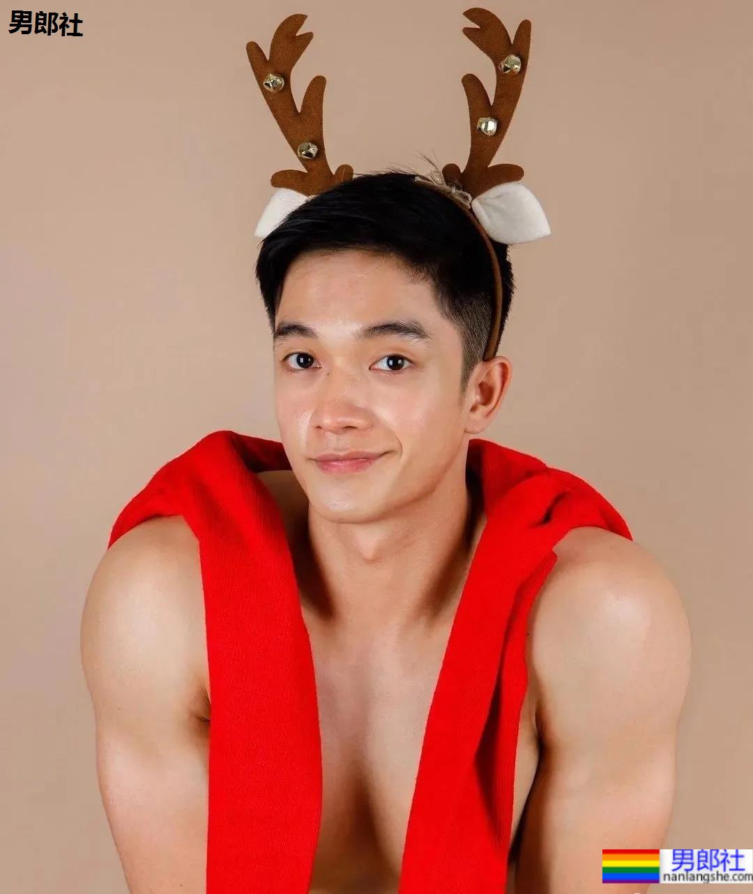 差点就错过!圣诞节肌肉网红们都卷起来了…… - 51虹马 差点就错过!圣诞节肌肉网红们都卷起来了…… - 51虹马