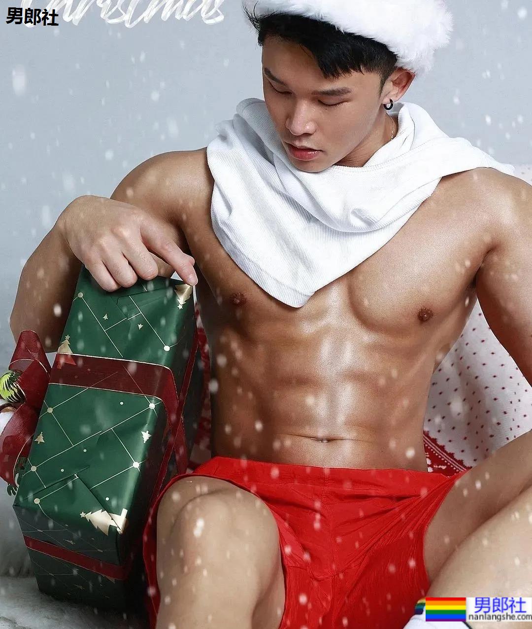 差点就错过!圣诞节肌肉网红们都卷起来了…… - 51虹马 差点就错过!圣诞节肌肉网红们都卷起来了…… - 51虹马