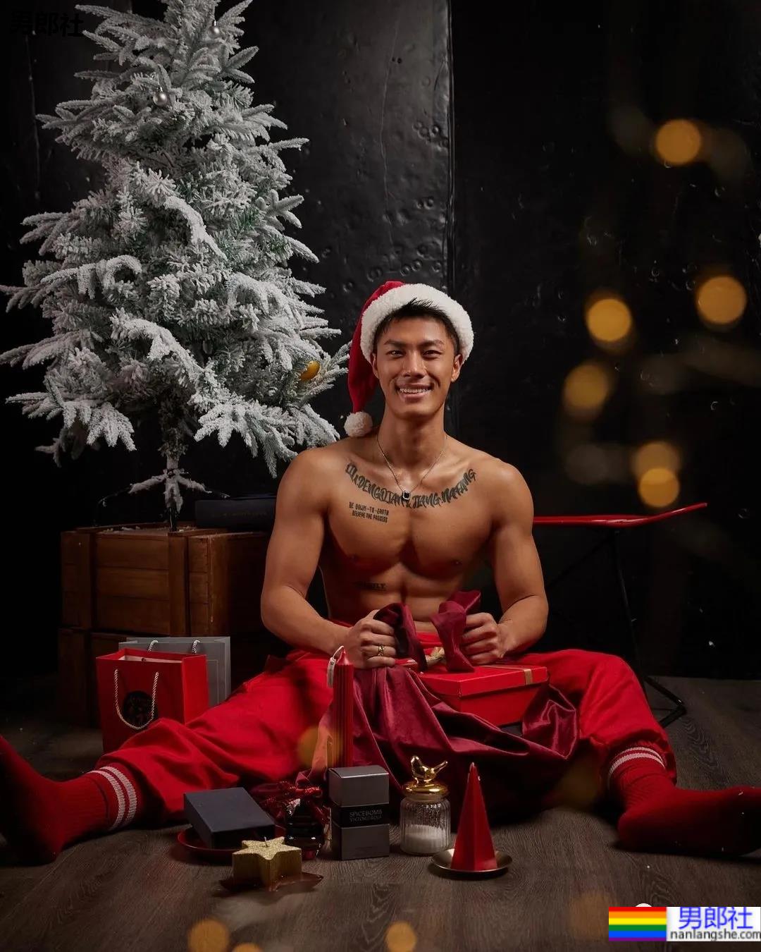 差点就错过!圣诞节肌肉网红们都卷起来了…… - 51虹马 差点就错过!圣诞节肌肉网红们都卷起来了…… - 51虹马