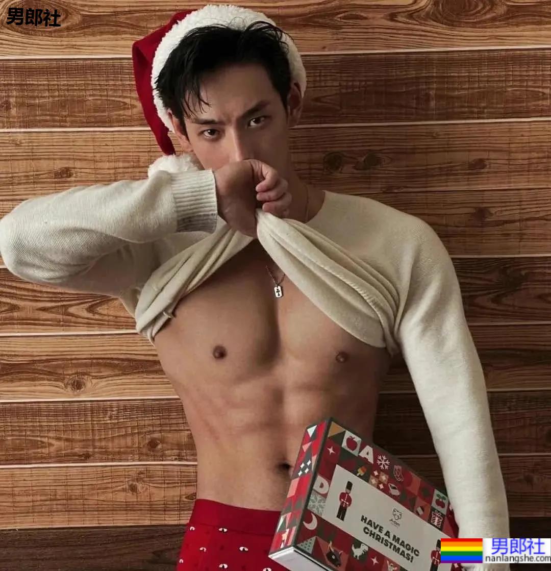 差点就错过!圣诞节肌肉网红们都卷起来了…… - 51虹马 差点就错过!圣诞节肌肉网红们都卷起来了…… - 51虹马