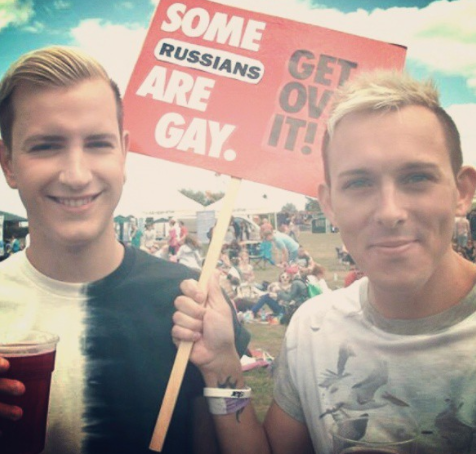 俄罗斯「有条件」扫黄 拟锁码同志情慾画面! - 51虹马 俄罗斯「有条件」扫黄 拟锁码同志情慾画面! - 51虹马