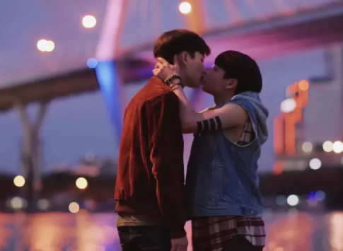 《恋爱设计师》一个创意工作室发生的爱情故事，胆小害羞受x霸道痞帅攻 - 51虹马