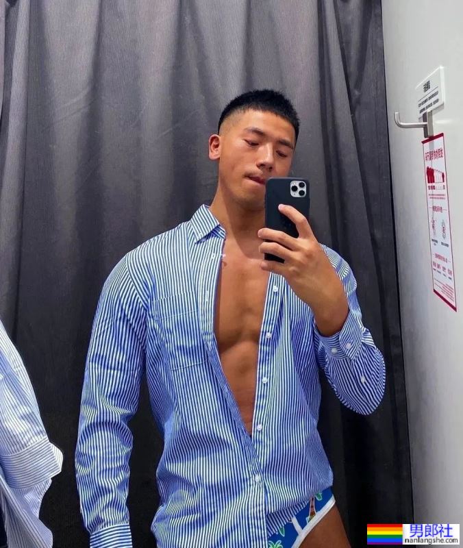 黑皮肌肉男惨遭舅舅催婚！看到他推特自拍照网友都展开了.. - 51虹马