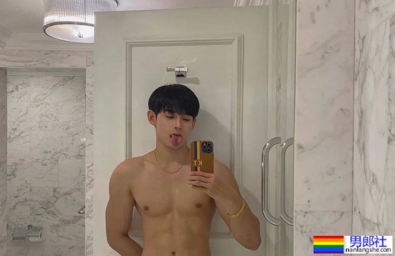 肌肉小奶狗，白净可爱，你喜欢吗？ - 51虹马