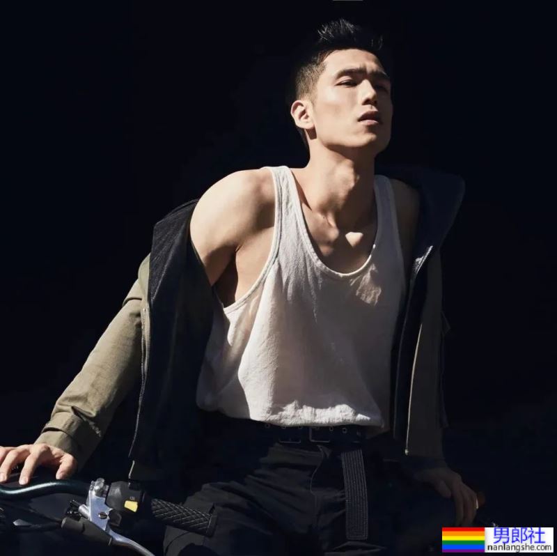 被蔡康永力捧的利晴天,竟然34岁了? - 51虹马 被蔡康永力捧的利晴天,竟然34岁了? - 51虹马