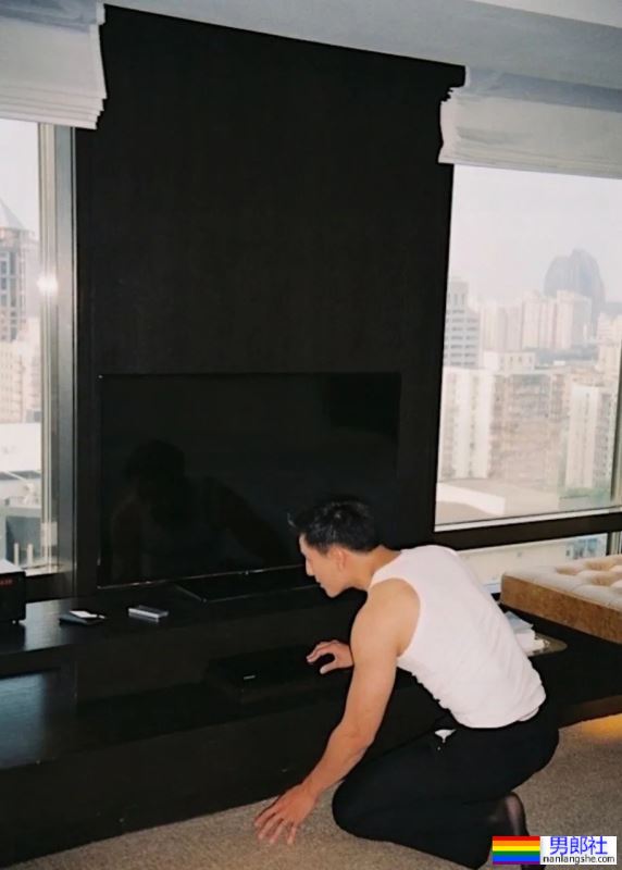 纯欲小哥哥一枚 - 51虹马