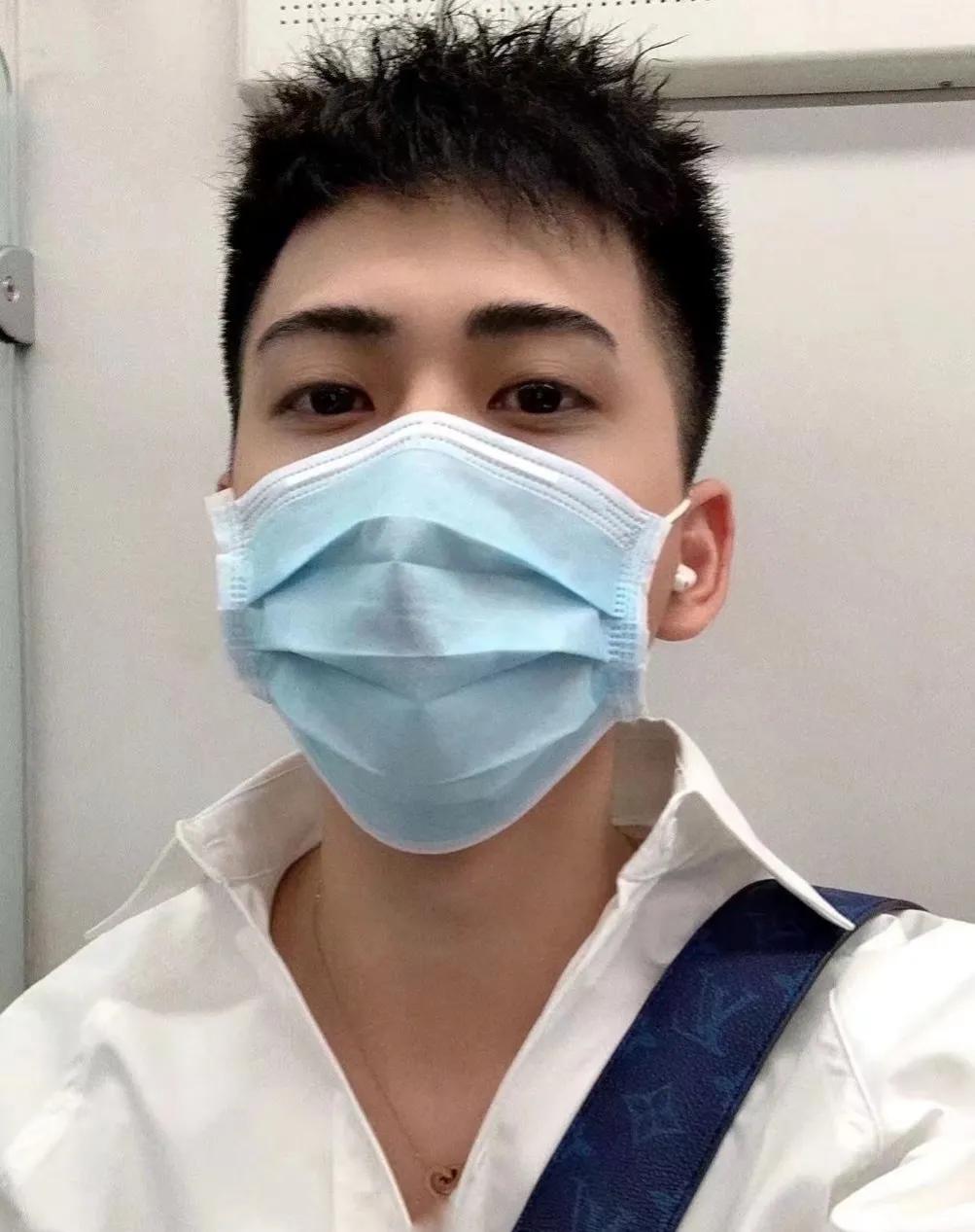 提升颜值的除了美颜还有口罩：我们的防疫必需品 - 51虹马