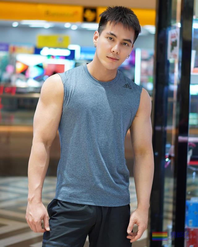 恋爱在走 仪式感要有！泰国男模宠男友不手软：theo - 51虹马