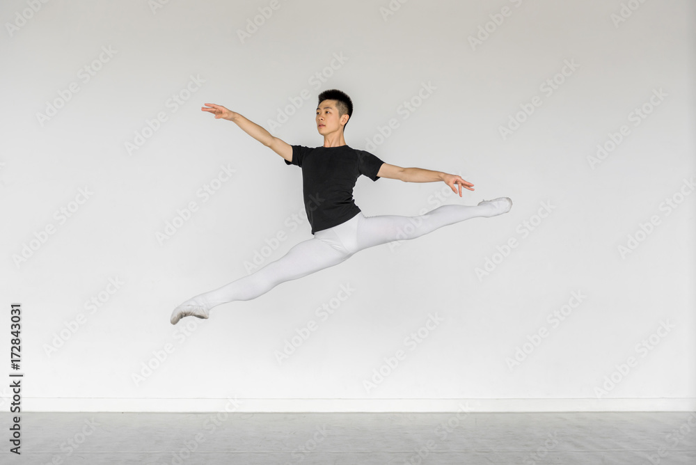 同志最爱从事哪些职业？ 形象体面又能展现才华的工作最得男同志的心！ - 51虹马