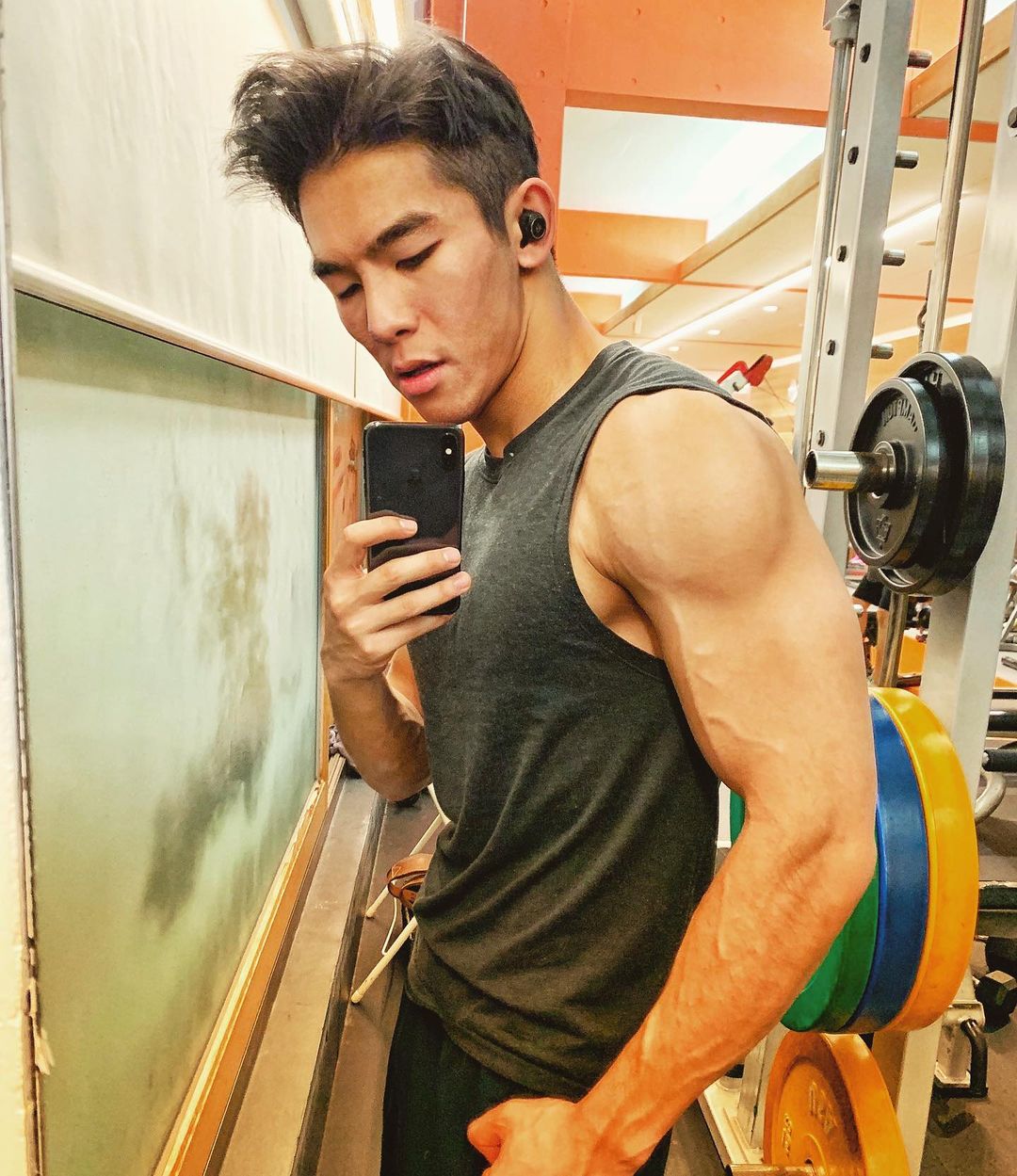 健身也健脑 旅居日本的帅哥研究生:姜大禾 - 51虹马 健身也健脑 旅居日本的帅哥研究生:姜大禾 - 51虹马