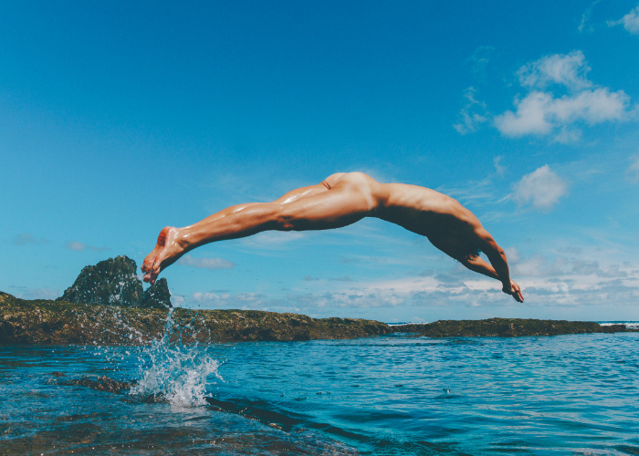 Gino 想让你看看他的《吉诺号》 阳光轻熟男的诱惑：「我蛮常裸体的！」 - 51虹马