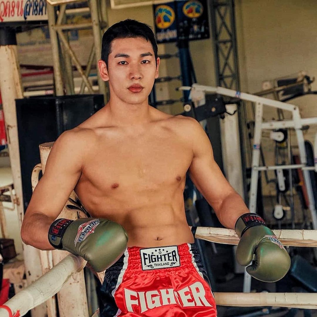 2021 全球先生季军竟是白袍医！ 高颜值野兽肌欧巴：申东宇 - 51虹马