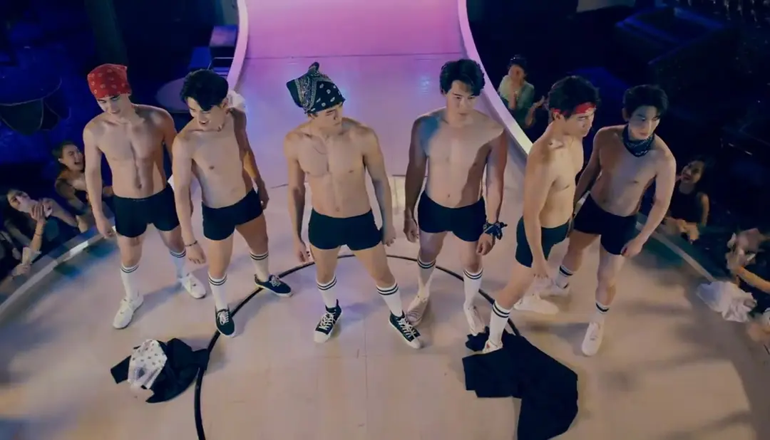 等了两年，这个剧终于开播了！泰国的牛郎创业剧 - 51虹马