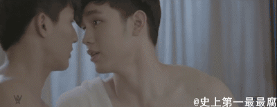 直男打开了我的隐藏网盘发现不可描述的电影，现在看我眼神都带光！ - 51虹马