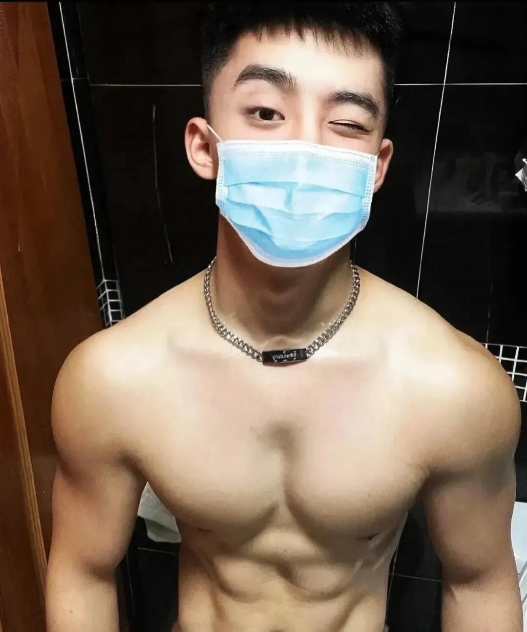 提升颜值的除了美颜还有口罩：我们的防疫必需品 - 51虹马