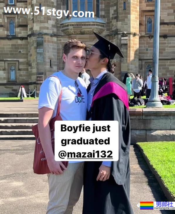 马德钟超帅的体育生儿子亲吻男生,性向成谜 - 51虹马 马德钟超帅的体育生儿子亲吻男生,性向成谜 - 51虹马