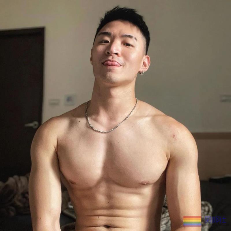 牛奶肌小哥，谁不喜欢？ - 51虹马