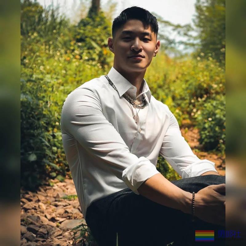 牛奶肌小哥，谁不喜欢？ - 51虹马