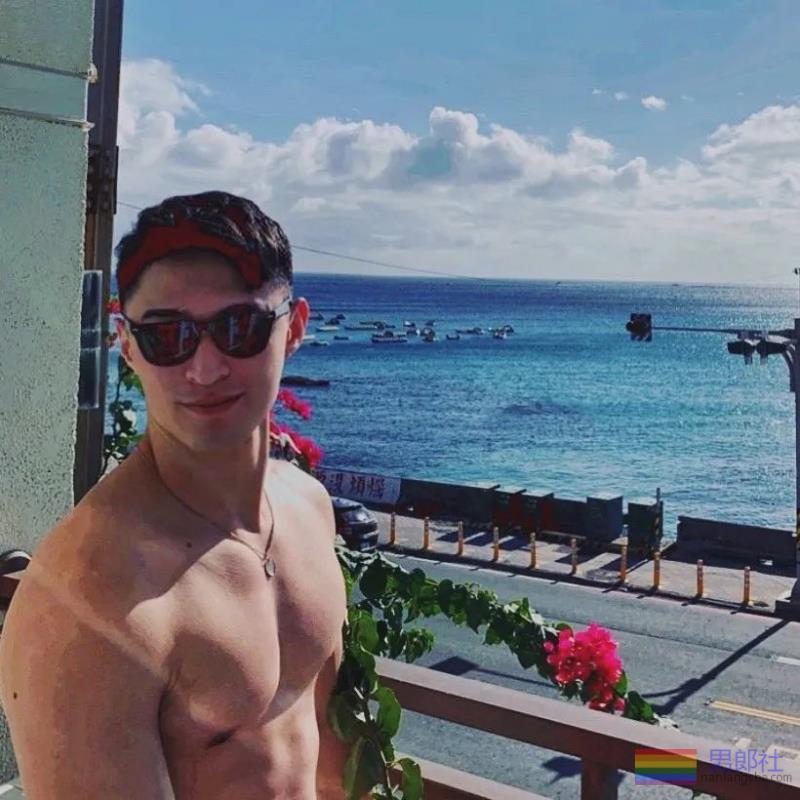 牛奶肌小哥，谁不喜欢？ - 51虹马